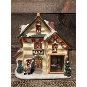 Victoria Falls Porcelain Lighted House Inn Collector Series I Christmas Village‎